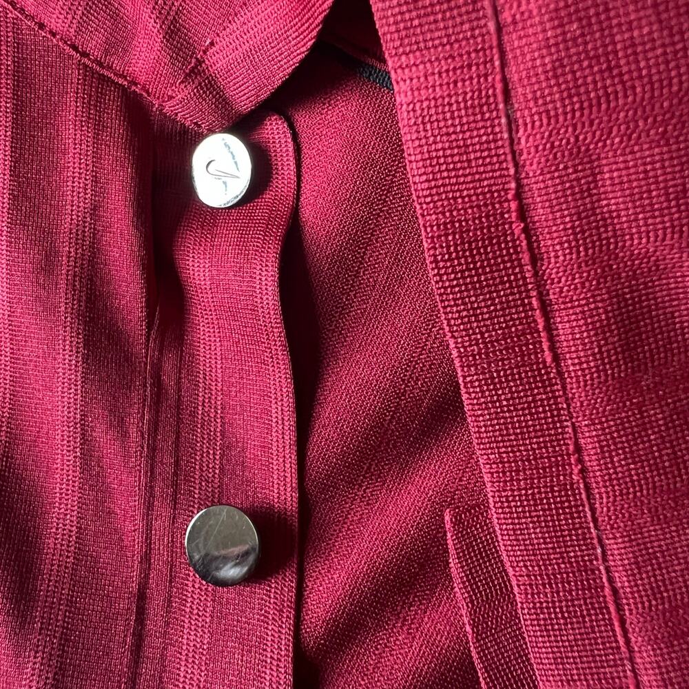 Nike Golf dri-fit Polo shirt men’s XL maroon red Very Nice shirt, metal buttons - Picture 6 of 6